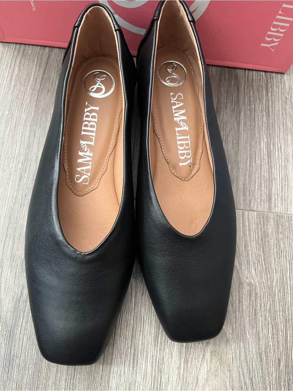 Sam & Libby Black Square-Toe Leather Flats